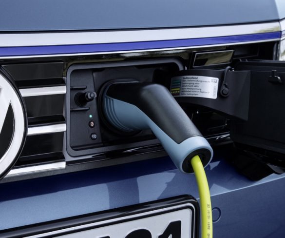UK drivers still favouring plug-in hybrids