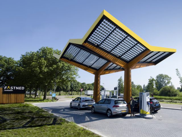 Fastned opens 100th fast charging station in Europe