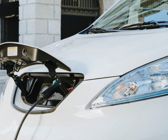 Webfleet and Chargylize to help fleets electrify with new EV.connect solution