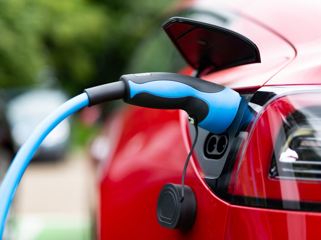 Scottish Government pledges over £7m to support electric vehicle infrastructure